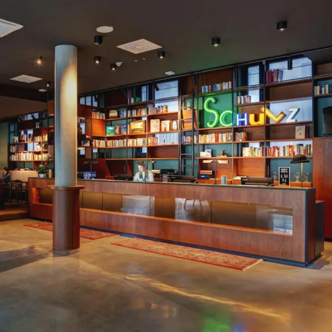 SCHULZ HOTEL