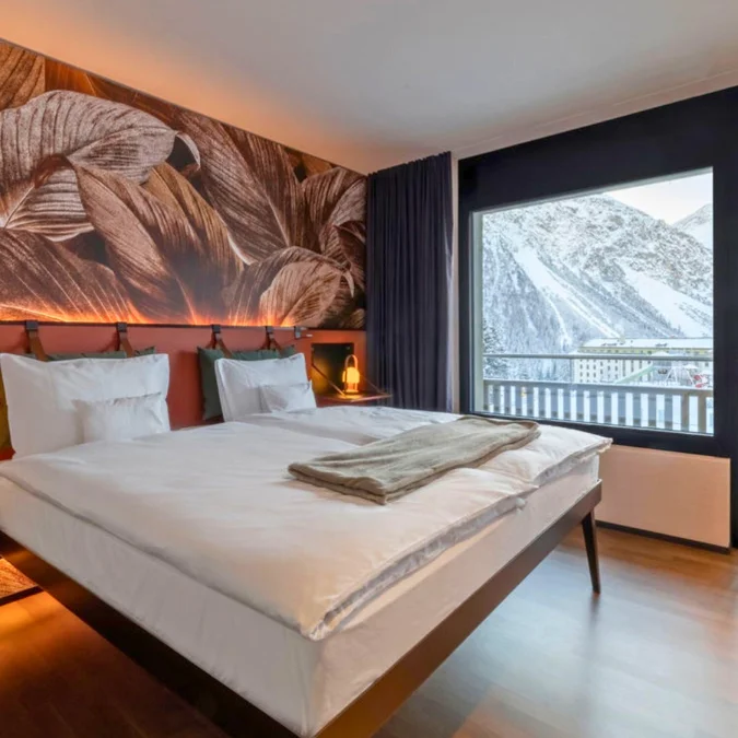 AVES HOTEL property